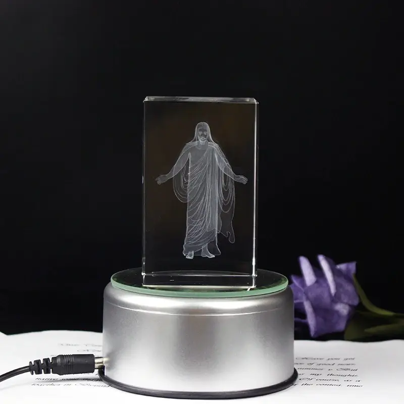 JY عالية القياسية 3d الليزر يسوع نموذج الزجاج فارغة كتل الكنيسة تذكارية مخصصة الكريستال مكعبات