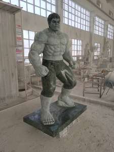 Nueva Escultura de Mármol Verde Pulido con Diseño de Superhéroe, <span class=keywords><strong>Hulk</strong></span> de 350 mm - Product Image 1