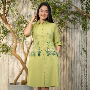 Robe courte en lin de haute qualité avec broderie florale vert clair élégante décontractée pour femmes - Product Image 5
