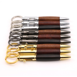 Cool baril en bois gravé logo boulon <span class=keywords><strong>action</strong></span> <span class=keywords><strong>stylo</strong></span> pistolet <span class=keywords><strong>stylo</strong></span> extérieur avec porte-clés - Product Image 2