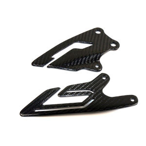 Protectores de Talón de Fibra de Carbono para Yamaha YZF-R1 2015-2019 - Product Image 4