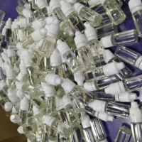 Liquide Mentholé 10ml pour Présentoir Manuel en Plastique Simple et Frais pour Fumeurs