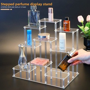 Exhibidor Acrílico Transparente de Múltiples Niveles con Escalones para Figuras, Modelos y Perfumes - Estantes de 5 cm de Altura, Uso Familiar - Product Image 2