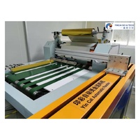 Machine de marquage à chaud de stratification automatique de feuille de 700mm avec décalcomanie métallique d'alimentation automatique