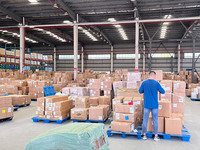 Étiquettes adhésives personnalisées pour emballages, autocollants écologiques, étiquettes cosmétiques en vinyle imperméable à l'eau avec impression argentée à chaud pour produits de soin de la peau