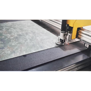 Máquina cortadora <span class=keywords><strong>de</strong></span> ropa <span class=keywords><strong>de</strong></span> cuero, mesa <span class=keywords><strong>de</strong></span> corte textil, <span class=keywords><strong>abrigo</strong></span> <span class=keywords><strong>de</strong></span> cuero, máquina <span class=keywords><strong>de</strong></span> corte CNC <span class=keywords><strong>de</strong></span> manga corta - Product Image 4