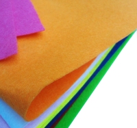 100% feutre de polyester tissu différent feutre épais doux pour les arts et l'artisanat