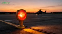 Vente directe usine : Éclairage au sol aéroportuaire 200W 6.6A, lumière latérale d'approche halogène rouge avec durée de vie de 1500h