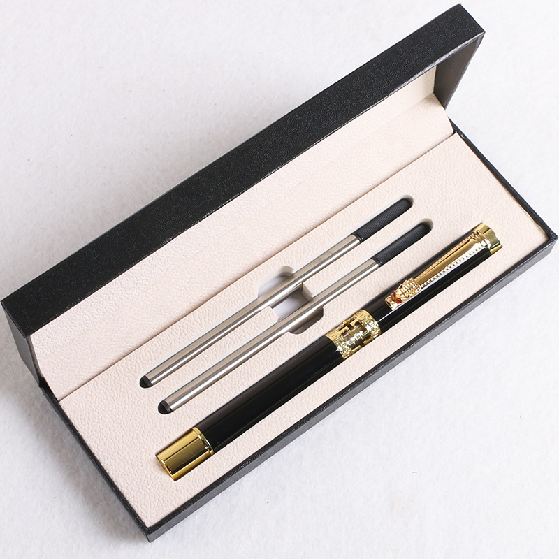 Caja de regalo + pluma de firma negra