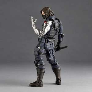 Kaiyodo Bucky Barnes ตุ๊กตาทหารเรโวเทคสำหรับฤดูหนาวของเล่นโมเดลตั้งโต๊ะทำจากพีวีซีที่น่าตื่นตาตื่นใจของขวัญวันเกิด - Product Image 4