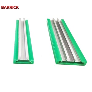 פס הגנה מתכוונן מסוג Barrick D620 ופס הכוונה לשרשרת עבור קו ייצור, מערכות גלגלים ומחסנים - Product Image 5