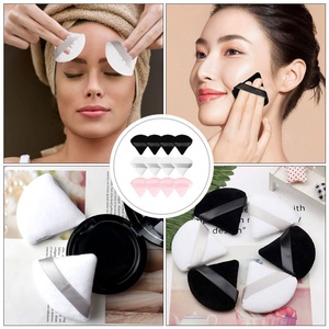 Kit d'Applicateurs de Maquillage Jetables : Brosses à Mascara, Pinceaux à Lèvres, Pinces à Cheveux, Houppettes Triangulaires, Palette de Mélange - Product Image 4