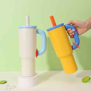 <b>Large</b>-capacity 40oz Modern Stainless Steel Vacuum Car Water Bottle with Handle Leak-Proof Thermal Insulation - Product Image 2