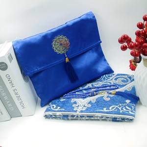 Tappetino da Preghiera Islamico Pieghevole per Viaggi, Casa, Ufficio, Moschea, Leggermente Imbottito, Portatile, Antiscivolo, Tappeto per Umrah, Tappetino da Preghiera Musulmano - Product Image 2