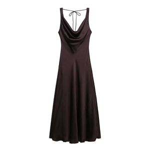 Nouvelle robe d'été pour femmes, décontractée, maxi, naturelle, respirante, unie, teinte unie, col fin, dos nu, texture satinée - Product Image 2