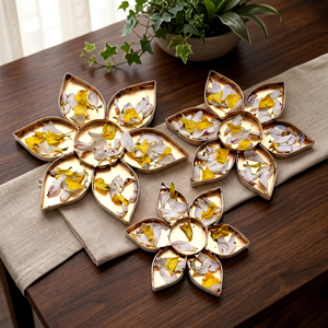 Ensemble de 3 bougeoirs en métal Diya Urli, ensemble de 3 bougeoirs Diya dorés, décoration d'intérieur - Product Image 5