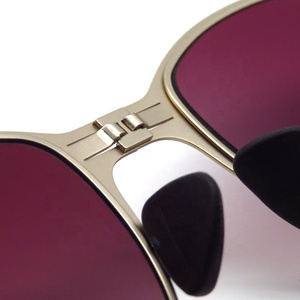 Lunettes de soleil tendance, dernières nouveautés, vente en gros, lunettes de soleil pliables ultra-fines personnalisées, lunettes de soleil de luxe pour hommes, marque <span class=keywords><strong>Rova</strong></span>, polarisées, 2024 - Product Image 6