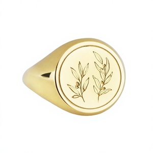 Soldes de Noël : Bague Chevalière Tendance en Argent Sterling 925 Massif avec Gravure Branche d'Olivier, Personnalisable, pour Femme et Homme - Product Image 1