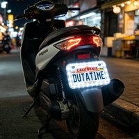 Marco de Matrícula de Motocicleta RGB con Luz LED 3 en 1, Luz de Marcha, Freno y Reversa, Estroboscópica, 12V 6W, IP65 Impermeable, Universal, 7x4 Pulgadas