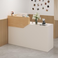 Nouveau modèle de comptoir de caisse minimaliste au design moderne pour petite boutique, comptoir de réception, comptoir de bar, comptoir de supermarché, comptoir de salle à manger, comptoir de magasin de proximité