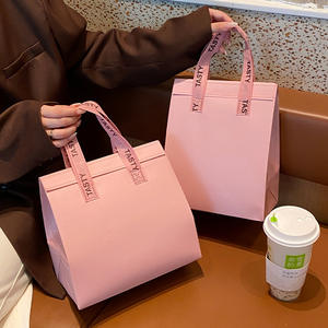 再利用可能 カスタムロゴ ピンク 不織布 アルミ箔ラミネート 保温保冷フードデリバリークーラーバッグ - Product Image 1