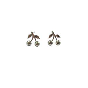 Pendientes de Moda con Diseño de Cereza en Acero Inoxidable 316L con Baño de Oro PVD para Mujer - Product Image 1