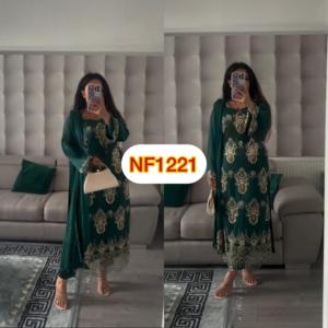 Monsoon Special Nouveau Designer Long Costume Pakistanais dans un Style Fantaisie Tenue de Fête Parfaite pour les Occasions Festives et Spéciales - Product Image 2