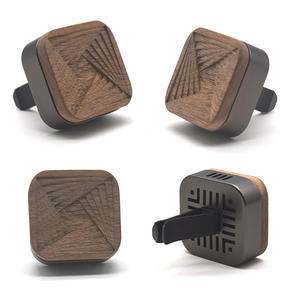 Diffuseur de parfum pour voiture Aikun, longue durée, air frais, membrane liquide, aromathérapie, clip vide, luxe moderne, bois, garantie 3 ans, non - Product Image 4