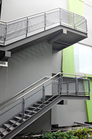Escalier droit en acier galvanisé sur mesure |   Anti-rouille pour échappement d'incendie, pour la construction, l'entrepôt, l'extérieur