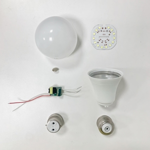 Bombillas Led recargables de CA, <span class=keywords><strong>ampolla</strong></span> de luces de 12-85V, 12 voltios, Base E27, 5W, 9W, 12W, 12W, bombillas Led de materia prima, Bombilla de cámara - Product Image 5