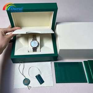 กล่องนาฬิกาสีเขียวลายลูกฟูกแบรนด์ดัง คุณภาพสูง พร้อมการ์ดและถุงกระดาษ ป้ายทำจากหนัง MDF - Product Image 2