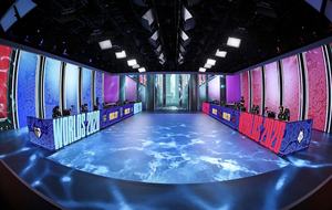 Pantalla LED de suelo para espectáculos, con video a todo color HD, interactiva, para interiores, para centros comerciales, con baldosas de piso de baile P3.91. - Product Image 2