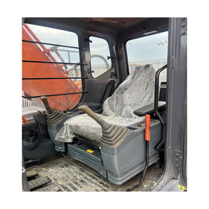 Vente Flash : Excavatrice Hitachi ZX200 Série 20 Tonnes, Matériel de Construction d'Occasion, Historique d'Entretien Complet, Haute Qualité - Product Image 4