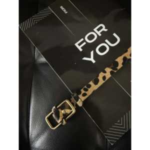 Cinturón de piel sintética para mujer con hebilla rectangular de aleación, estilo casual, estampado de leopardo, para ti, caja de regalo incluida - Product Image 1