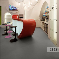 Meistverkaufter Kommerzieller PVC-Innen-Vinylrollenboden für Moderne Schulen Einfache Installation Selbstklebend Rutschfeste Parkett-Oberfläche