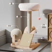 Petit arbre à chat tout-en-un avec jouet et lit pour chat, poteau à gratter vertical en bois d'hévéa durable au style épuré
