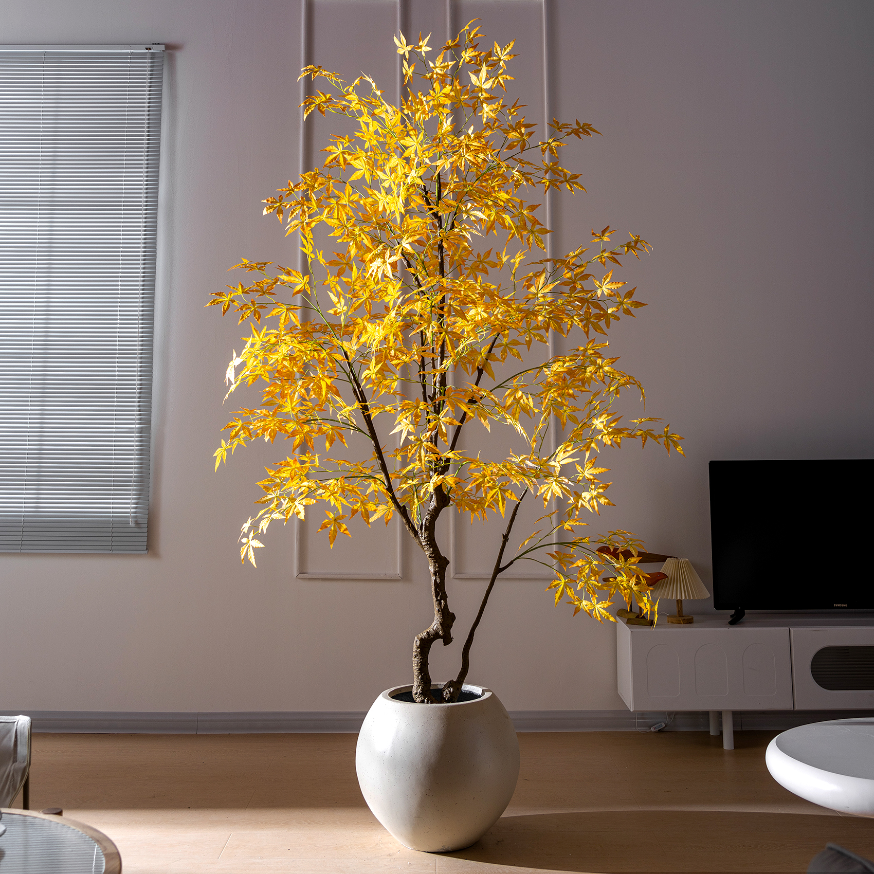 How to Choose the Best Outdoor Fake Tree Christmas for Your Space