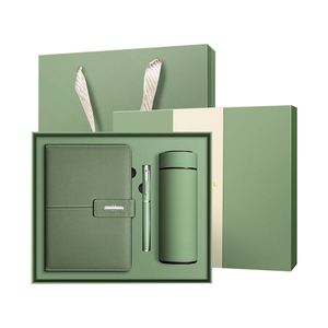 Ensemble de thermos sous vide de luxe, bouteille d'eau en acier inoxydable promotionnelle pour le bureau, boîte cadeau pour les entreprises - Product Image 1