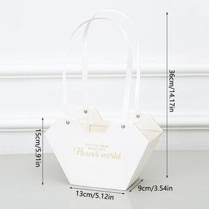 Bolsa de Regalo de Cartón con Diseño Personalizado, Forma Especial, Papel Floral, para Ramos de Flores, con Asa, para Floristería Premium - Product Image 2