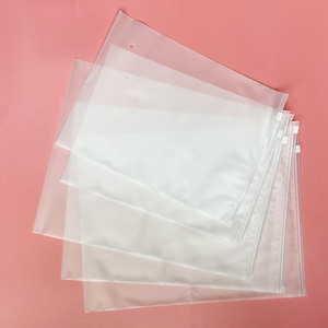 أكياس بلاستيكية مخصصة قابلة لإعادة الإغلاق بسطح مطفي مع سحاب انزلاقي للملابس - Product Image 2