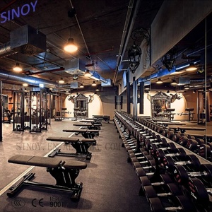 Miroir en verre avec support en vinyle résistant aux chocs pour club de fitness - Product Image 4