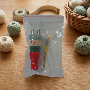 HC0027 <b>Pompom</b> <b>Makers</b> |Portable Plastic Crochet Loom With Needle Round Knitting Kit For Craft Projects - Product Image 3