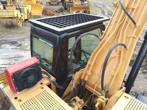 Excavatrice hydraulique Caterpillar 330DL d'occasion de 30,8 tonnes avec moteur C7.1, capacité de la benne de 1,8 m, puissance de 225 kW, à vendre - Product Image 6