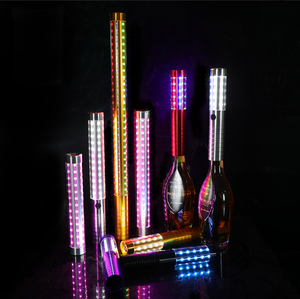 バーサプライヤー充電式LEDストロボバトンボトルプレゼンターLEDスパークラライトパーティー用クラブバーイベントナイトクラブサプライヤー