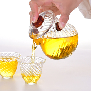 Set da Tè in <span class=keywords><strong>Vetro</strong></span> Borosilicato Trasparente di Alta Qualità, Resistente al Calore, Teiera da 350ml e Tazza da 60ml, Confezione Regalo, Set di Quattro Pezzi - Product Image 5