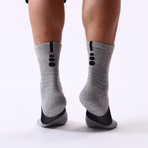 Custom Men's Winter Crew <b>Socks</b> Cotton Terry Cushion Anti-slip Basketball Sport <b>Socks</b> With Stripe - Product Image 5