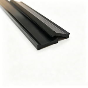 Perfil <span class=keywords><strong>Aislante</strong></span> de Poliamida de Alto Módulo PA66GF25 <span class=keywords><strong>para</strong></span> <span class=keywords><strong>Ventanas</strong></span> con Marco de Aluminio y Sistemas Térmicos de Edificios - Product Image 4