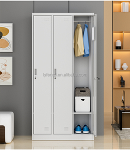 Casier personnel en métal à trois sections avec serrures à clé, design d'armoire de rangement pour usage individuel - Product Image 2