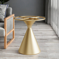 Pieds de table en acier plaqué, design moderne et luxueux, base ronde stable pour table basse, finition laquée.