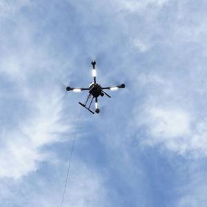 Дрон JIUSI D15 для аэрофотосъемки с подсветкой – промышленный дрон для аварийно-спасательных работ, дистанционное управление, видео 4K, дальность 20 км - Product Image 5